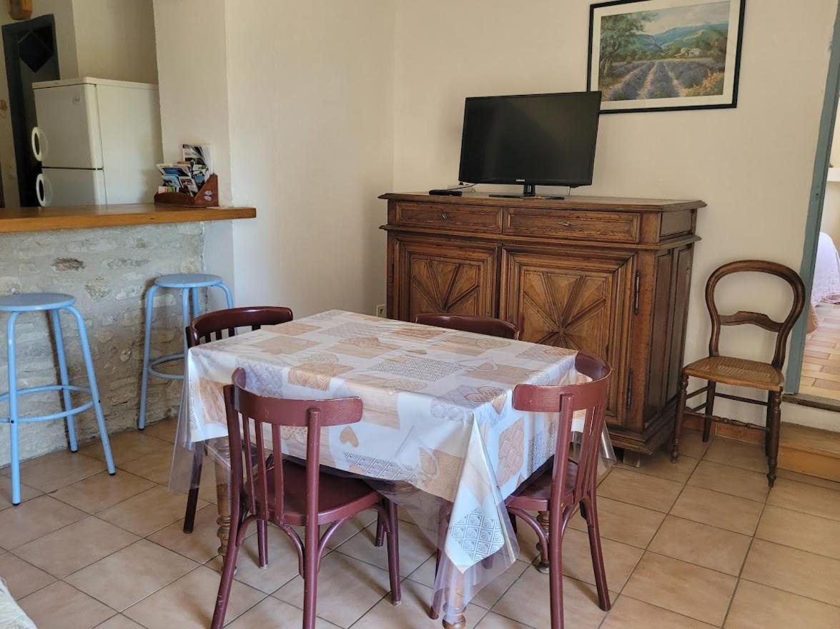 Mas La Vitalis Chambres D'Hotes LʼIsle-sur-la-Sorgue 외부 사진